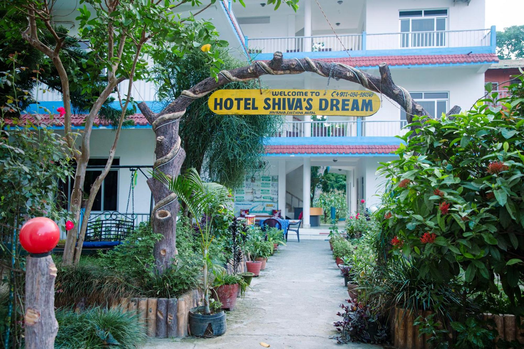 Hotel Shiva'S Dream Sauraha Buitenkant foto