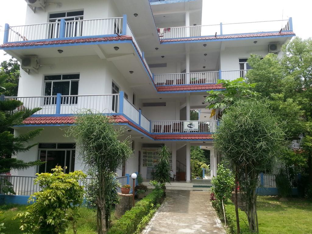 Hotel Shiva'S Dream Sauraha Buitenkant foto